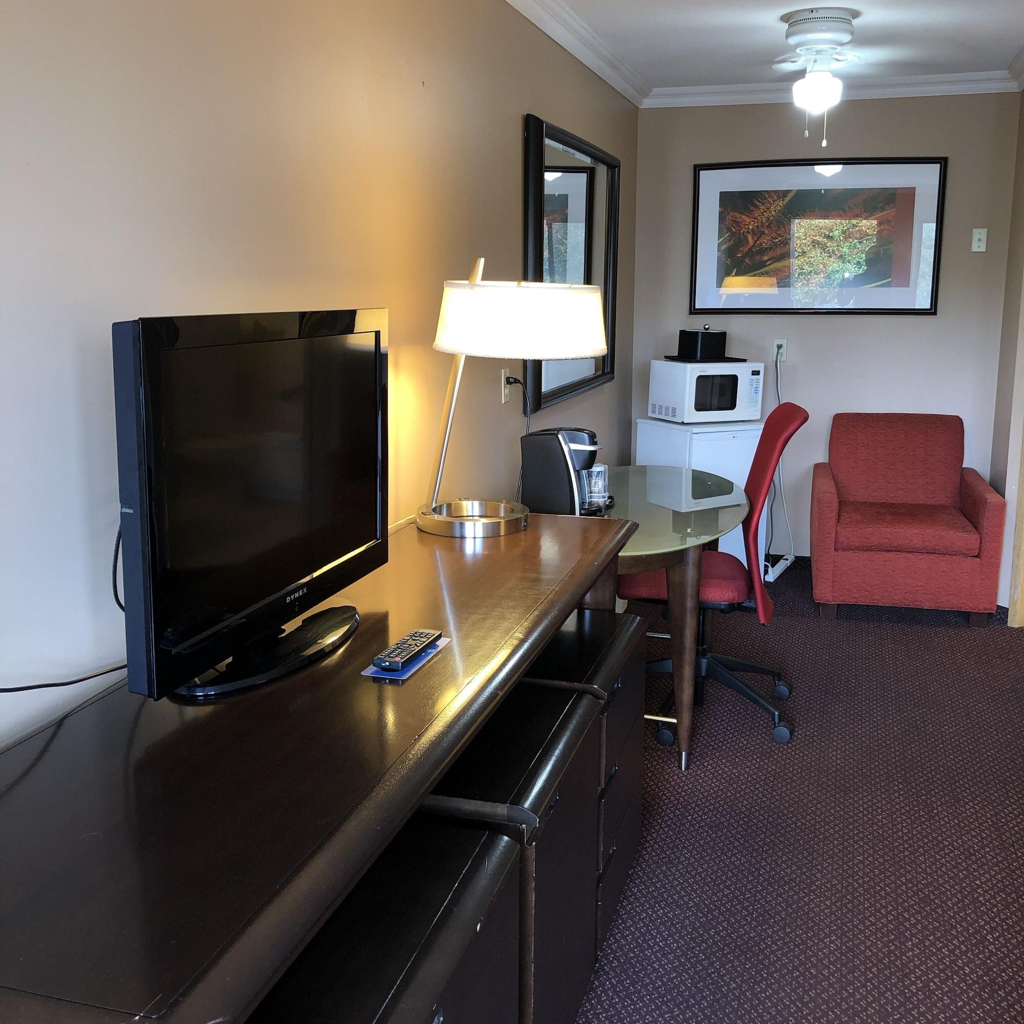 Coast Courtenay Hotel Bagian luar foto