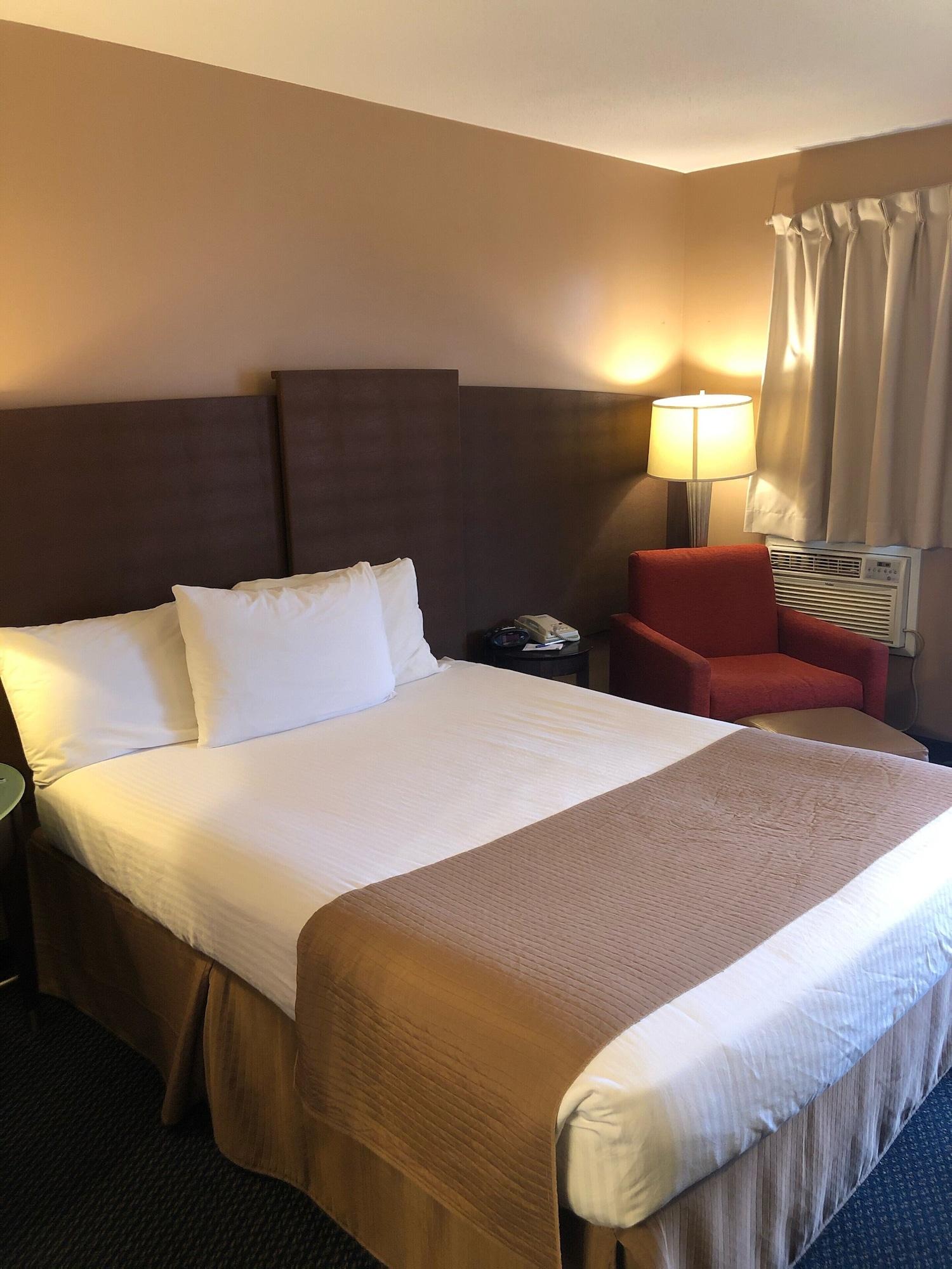Coast Courtenay Hotel Bagian luar foto