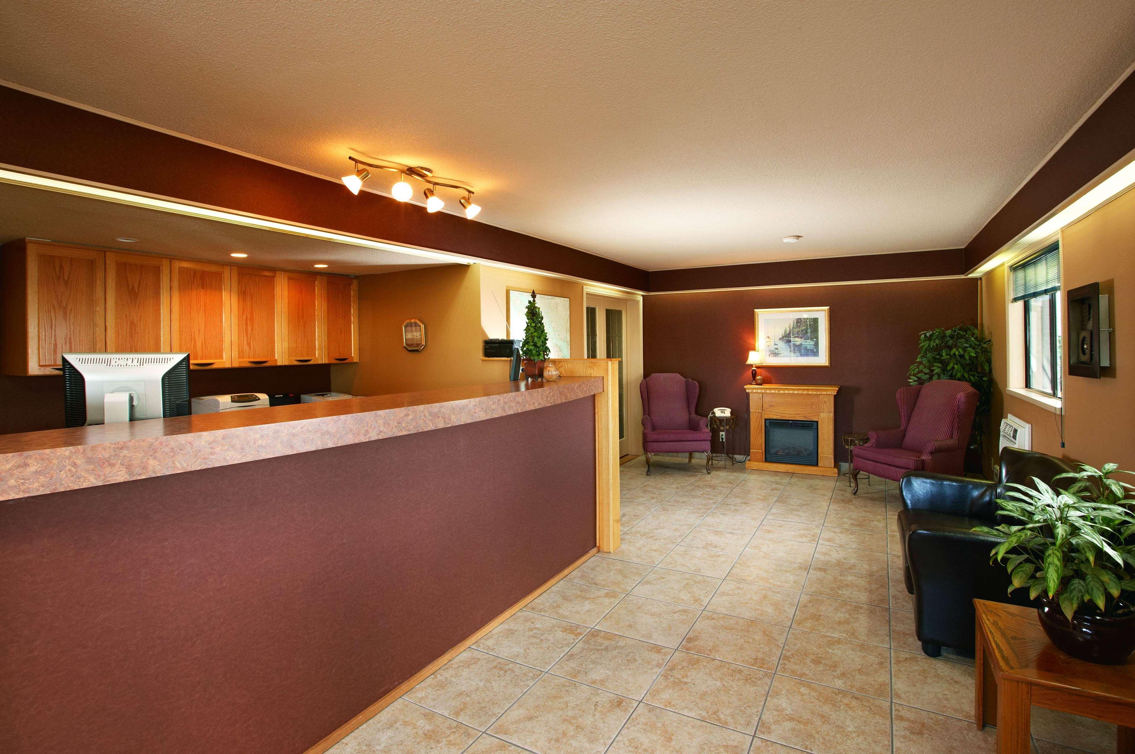Coast Courtenay Hotel Bagian luar foto