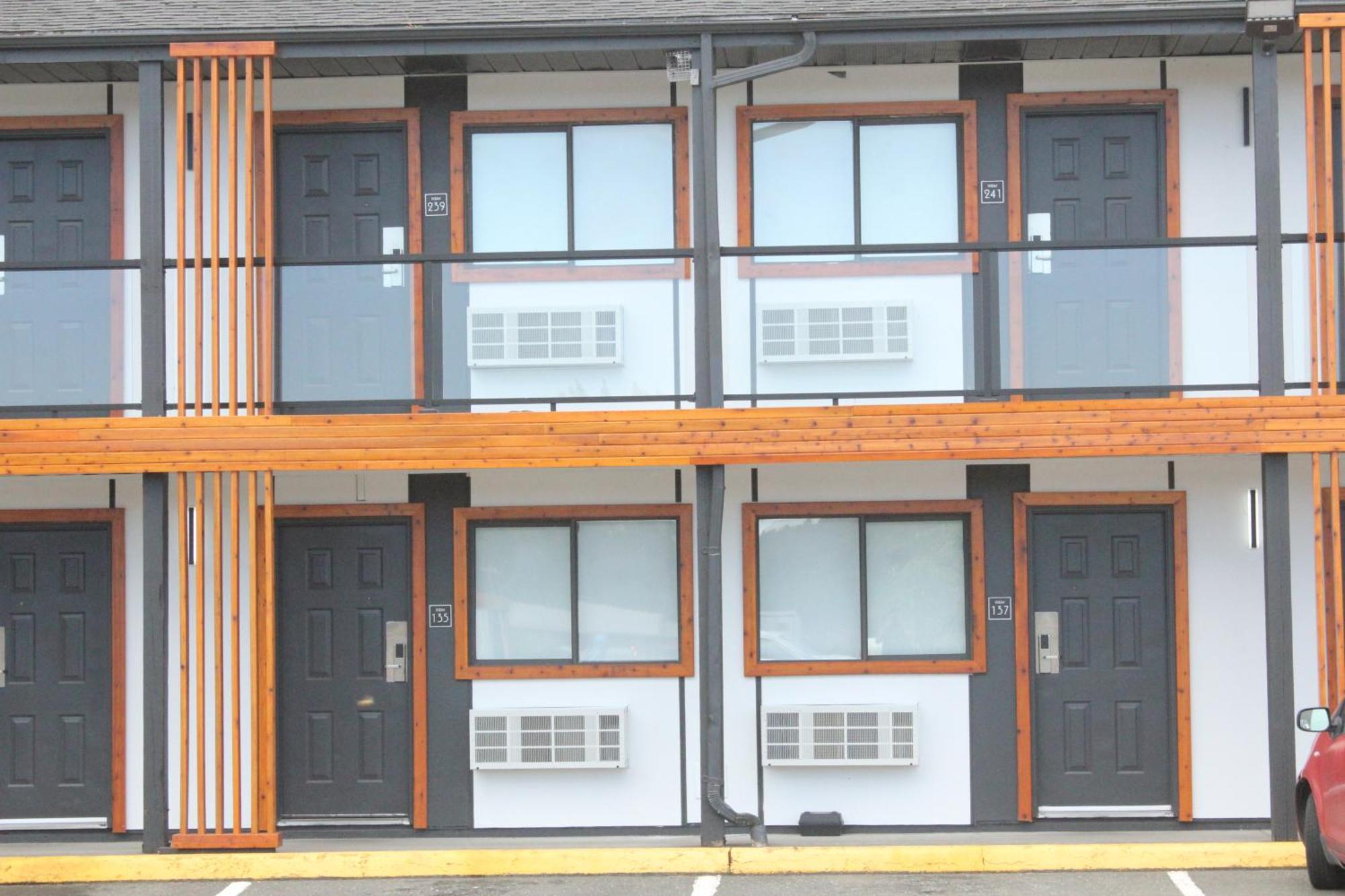 Coast Courtenay Hotel Bagian luar foto